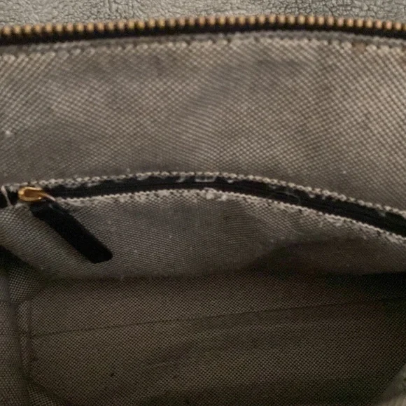 Vince Camino very soft black leather handbag. - Picture 8 of 14